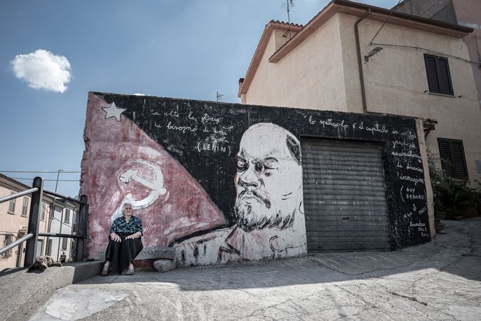 Lenin gewidmetes Wandbild