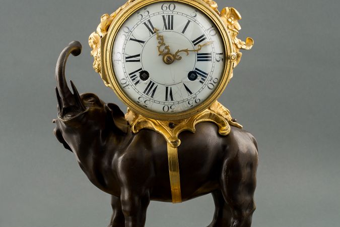 "Elephant" clock