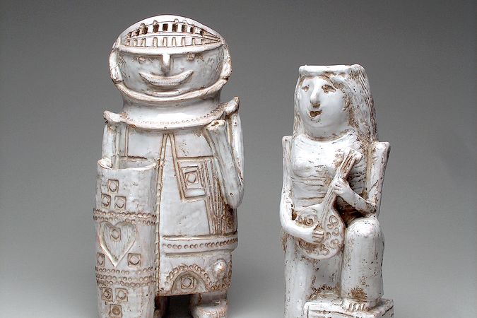 Vasenfigur Krieger und Vasenfigur Spielerin