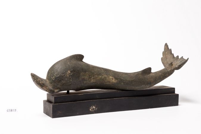Aplique de bronce con forma de delfín