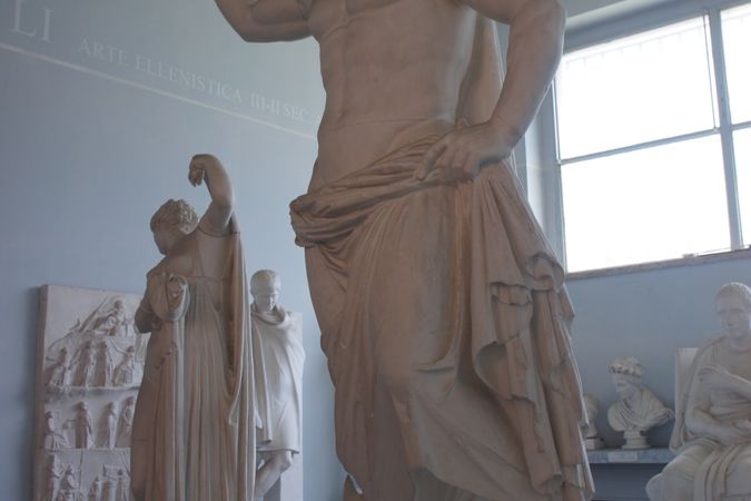 Besetzung der Statue, Poseidon