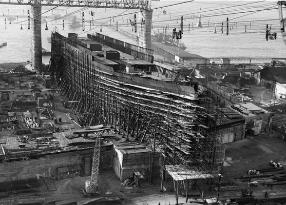 Bau des Passagierschiffs Andrea Doria