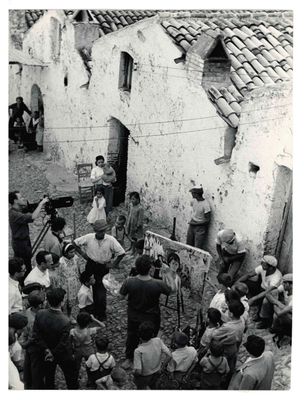 Carlo Levi dipinge per le strade di Grassano