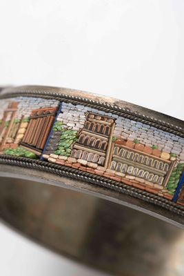 Souvenir-Armband mit Ansichten von Rom