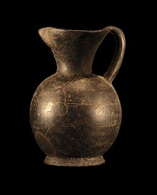 Etruscan bucchero oinochoe