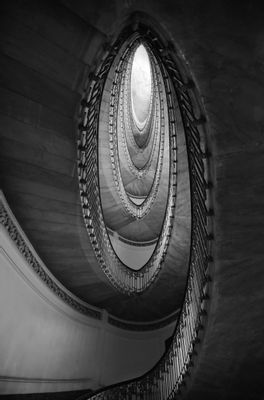 Spiral staircase of Palazzo Mannajuolo