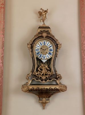 Boulle type mantel and fastigium clock