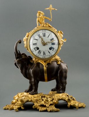 reloj "elefante"