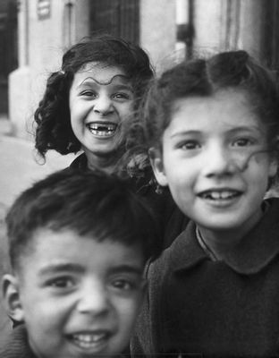 Paris, children