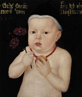 Retrato de medio cuerpo de un niño desnudo