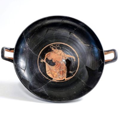 Kylix de figuras rojas del alfarero ático Oltos