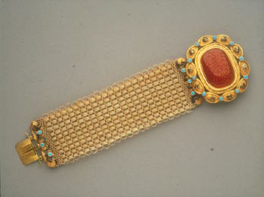 Bracelet ayant appartenu à Marie Luigia avec cornaline gravée et cheveux d'Albertina Montenuovo