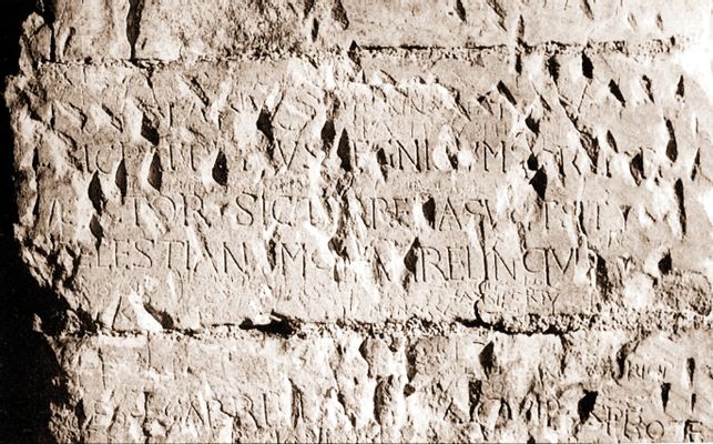 Inscription de la dynastie de Bénévent