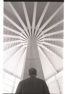 Uno de los pilares del Palazzo del Lavoro, diseñado por Pier Luigi Nervi con la colaboración del arquitecto Gio Ponti y Gino Covre