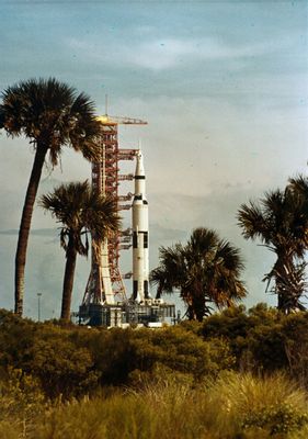 Die Saturn-V-Rakete, die es den drei Astronauten ermöglichte, mit der Apollo-11-Mission auf dem Mond zu landen