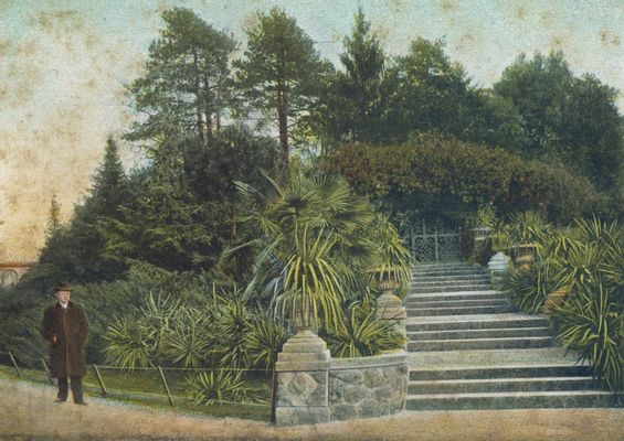 L'escalier à l'entrée du parc Coronini Cronberg