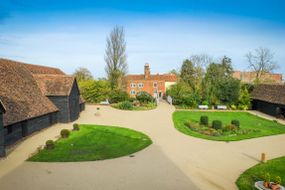 Headstone Manor and Museum 